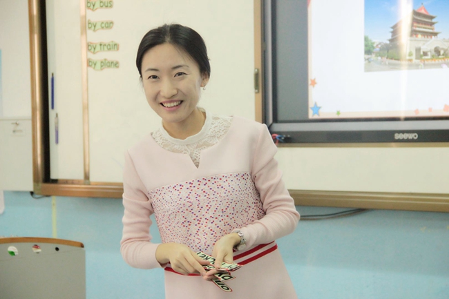 D:\Users\hsacnu\Desktop\06成达杯优秀教师颁奖\成达杯颁奖\14李玲.jpg