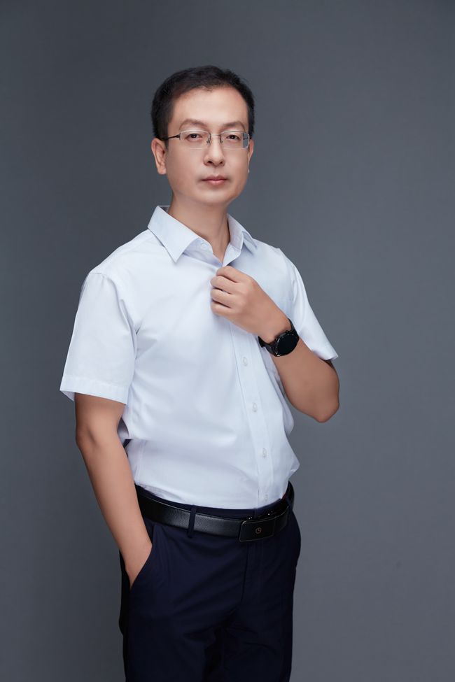 邵海磊_副本.jpg