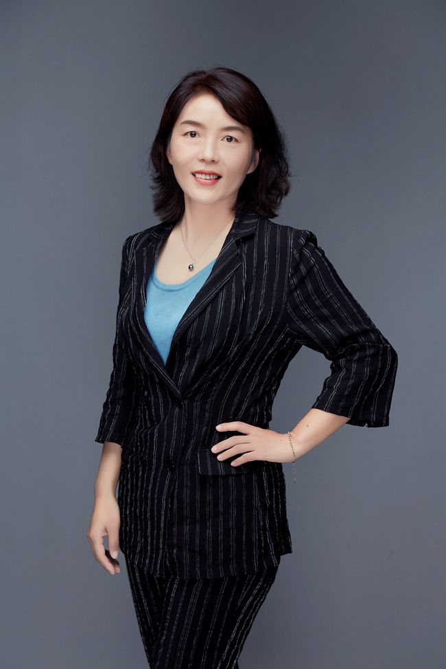 李寒_副本.jpg