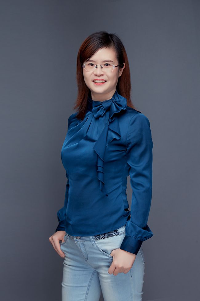 杨娜_副本.jpg